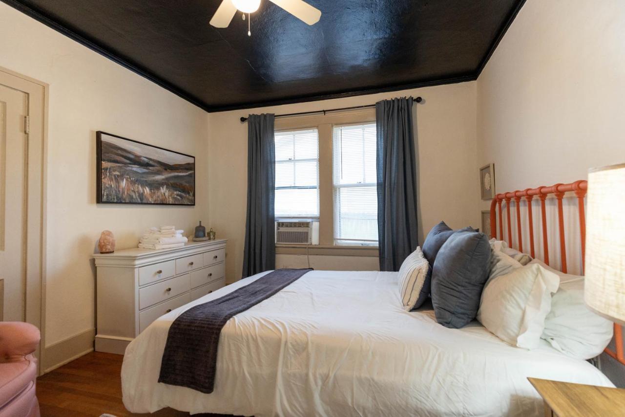 Historic Revival Midtown Memphis Duplex 64 Yes Pets Fast Wifi Free Parking Villa Bagian luar foto