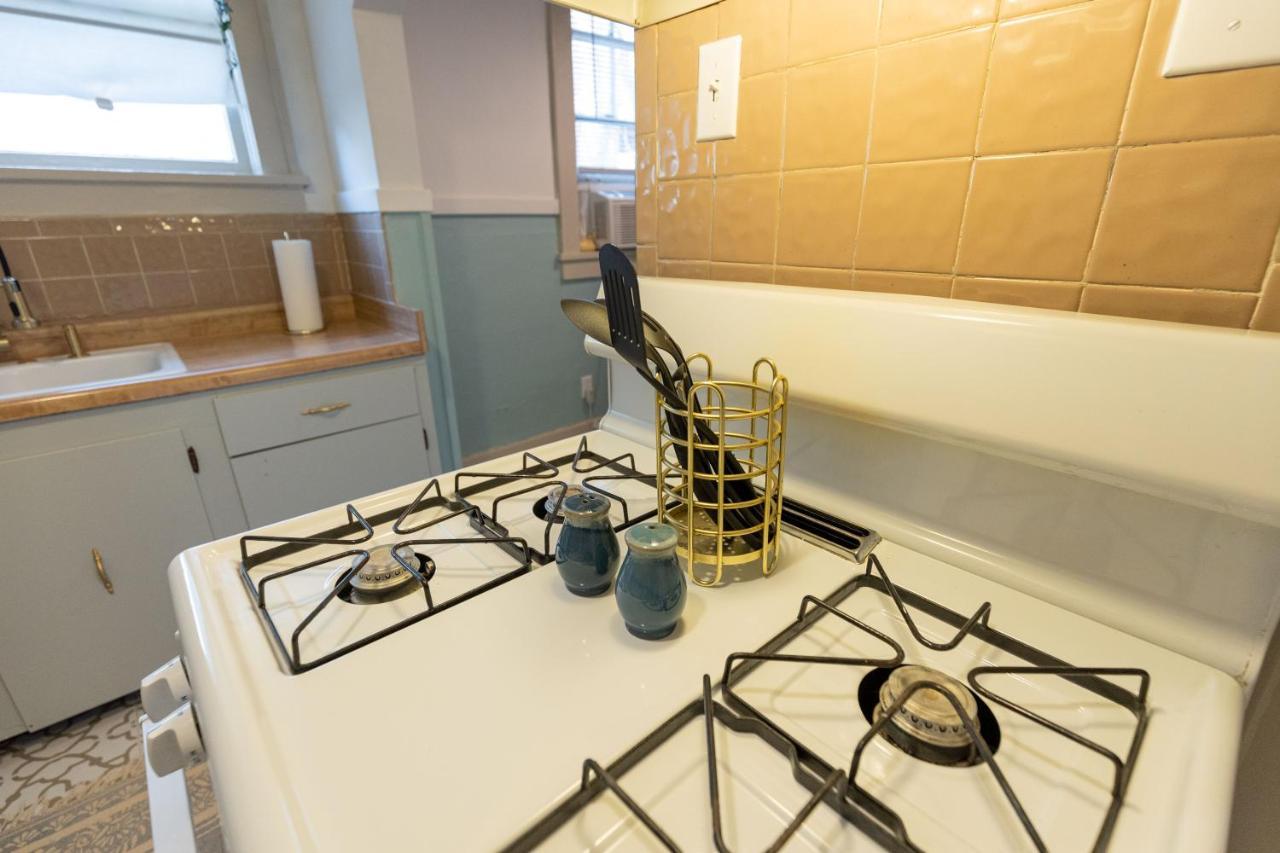 Historic Revival Midtown Memphis Duplex 64 Yes Pets Fast Wifi Free Parking Villa Bagian luar foto